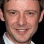 examples/johns/John_Simm/000297_00470170.jpg