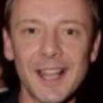 examples/johns/John_Simm/000310_00470421.jpg