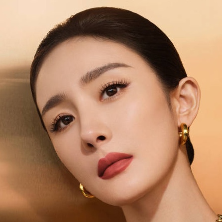 examples/yangmi_woman/yangmi_4.jpg