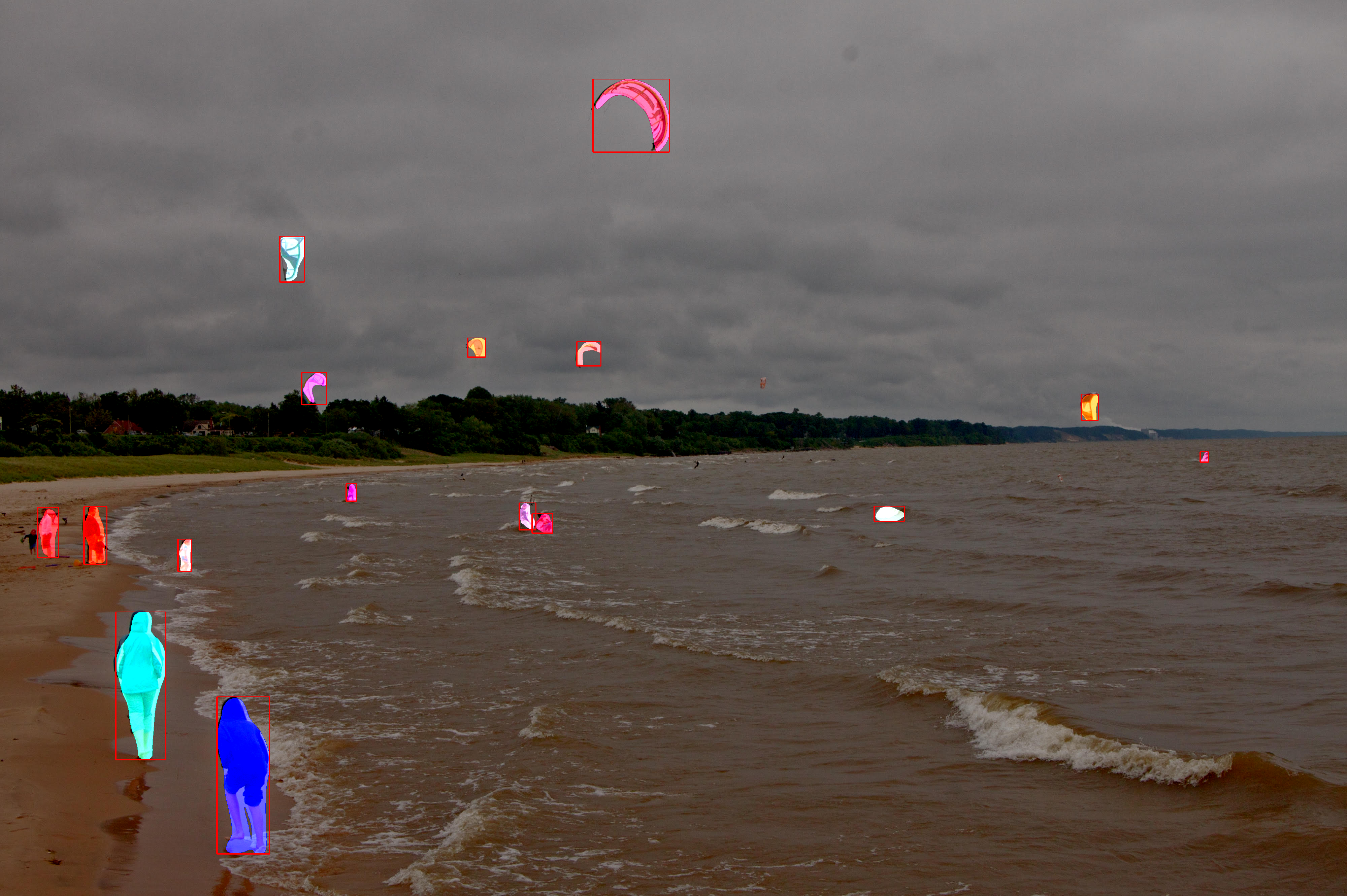 research/mlperf_object_detection/Mask_RCNN/object_detection/g3doc/img/kites_with_segment_overlay.png